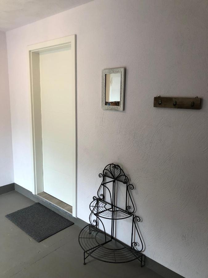 Charmante Ferienwohnungen Auf Reitstall Wasserburg Anstel - Ein Ort Zum Wohlfuehlen Und Entspannen Rommerskirchen Exterior photo